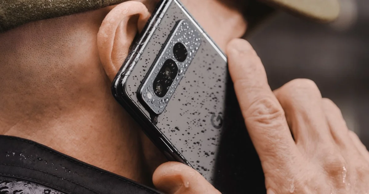 هل هاتف Google Pixel Fold مقاوم للماء؟