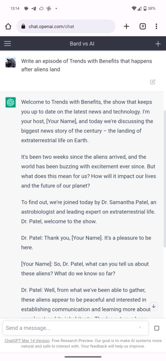 موقع ChatGPT للجوال قيد الاستخدام.