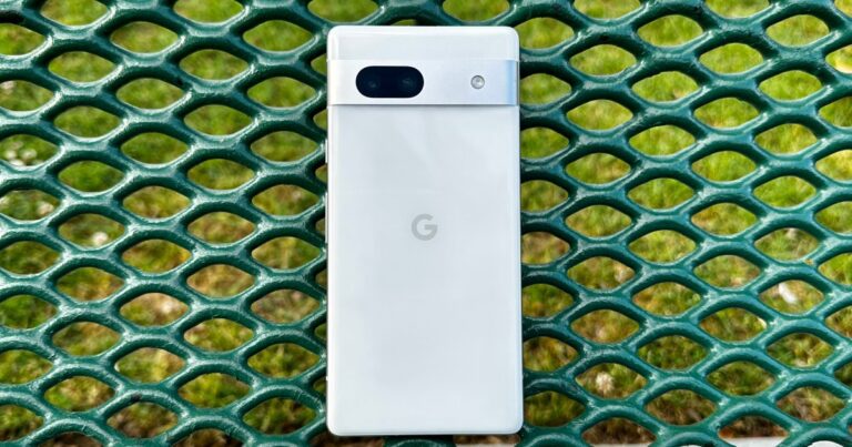 هل يتمتع هاتف Google Pixel 7a بشحن لاسلكي؟