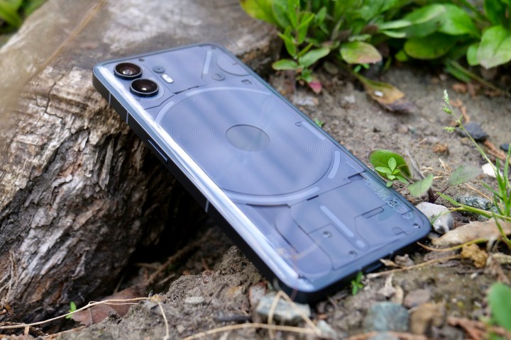 الجزء الخلفي من لا شيء الهاتف 2.